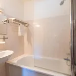 洛基撕赫拉克里酒店 圣吉尔