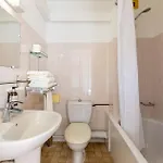 洛基撕赫拉克里酒店