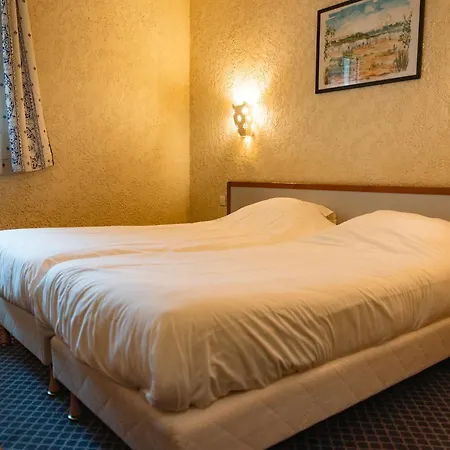 Logis Heraclee Hotel 3*