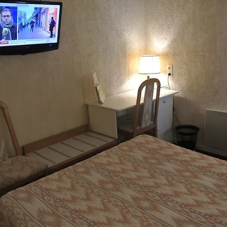 Hotel Logis Heraclee 3*