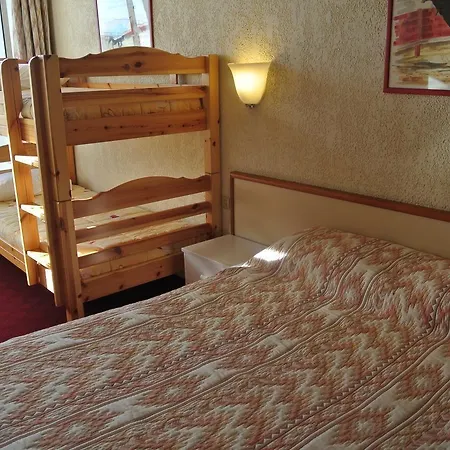 Logis Heraclee Hotel Saint-Gilles (Gard)